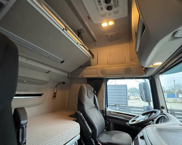 Синий Даф XF 106, объемом двигателя 0 л и пробегом 921 тыс. км за 27691 $, фото 28 на Automoto.ua