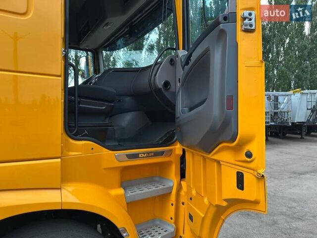 Оранжевый Даф XF 106, объемом двигателя 12.9 л и пробегом 700 тыс. км за 33900 $, фото 26 на Automoto.ua