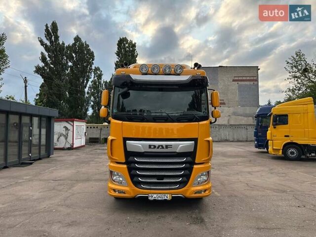Оранжевый Даф XF 106, объемом двигателя 12.9 л и пробегом 700 тыс. км за 33900 $, фото 1 на Automoto.ua