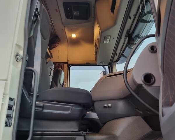 Белый Даф XF 450 FT, объемом двигателя 0 л и пробегом 560 тыс. км за 26000 $, фото 21 на Automoto.ua