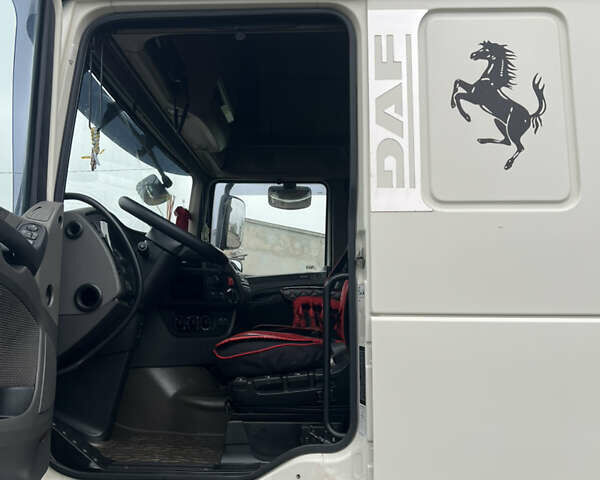 Белый Даф XF 460 FT, объемом двигателя 12.9 л и пробегом 1000 тыс. км за 16000 $, фото 10 на Automoto.ua