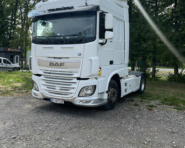 Белый Даф XF 460 FT, объемом двигателя 12.9 л и пробегом 665 тыс. км за 21500 $, фото 3 на Automoto.ua