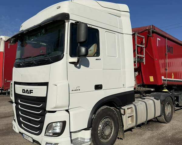 Даф XF 460 FT 2014 у Вінниці на Automoto.ua Білий Даф XF 460 FT, об'ємом двигуна 0 л та пробігом 810 тис. км за 20000 $, фото 2 на Automoto.ua