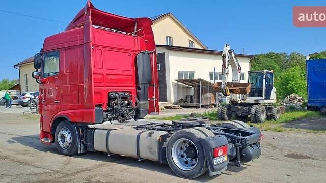 Даф XF 460 FT 2016 у Чернівцях на Automoto.ua Червоний Даф XF 460 FT, об'ємом двигуна 12.9 л та пробігом 781 тис. км за 29623 $, фото 5 на Automoto.ua