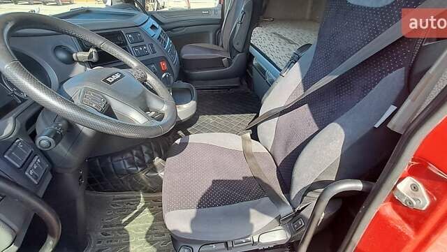 Даф XF 460 FT 2016 у Чернівцях на Automoto.ua Червоний Даф XF 460 FT, об'ємом двигуна 12.9 л та пробігом 781 тис. км за 29623 $, фото 15 на Automoto.ua