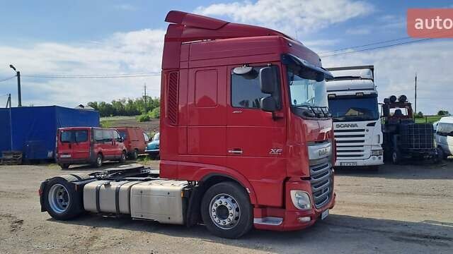 Даф XF 460 FT 2016 у Чернівцях на Automoto.ua Червоний Даф XF 460 FT, об'ємом двигуна 12.9 л та пробігом 781 тис. км за 29623 $, фото 2 на Automoto.ua