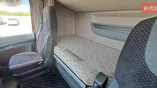 Даф XF 460 FT 2016 у Чернівцях на Automoto.ua Червоний Даф XF 460 FT, об'ємом двигуна 12.9 л та пробігом 781 тис. км за 29623 $, фото 10 на Automoto.ua