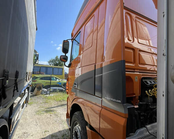 Оранжевый Даф XF 460 FT, объемом двигателя 12.9 л и пробегом 587 тыс. км за 28000 $, фото 3 на Automoto.ua