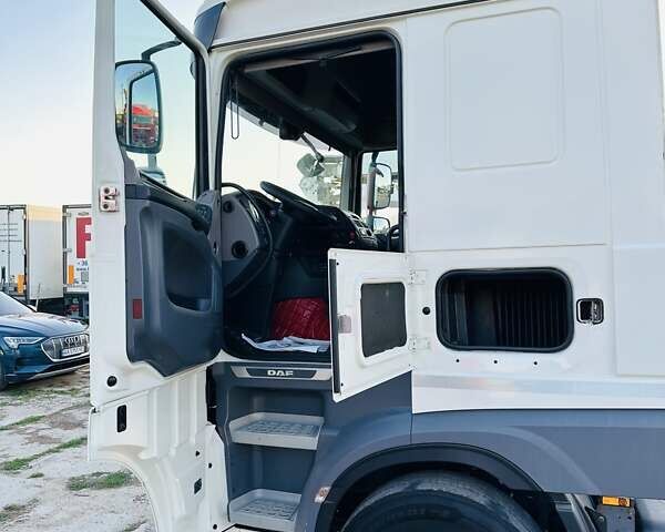 Белый Даф XF 480 FT, объемом двигателя 12.9 л и пробегом 884 тыс. км за 61300 $, фото 43 на Automoto.ua