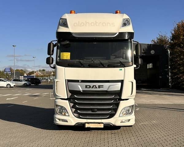Белый Даф XF 480 FT, объемом двигателя 12.9 л и пробегом 896 тыс. км за 24559 $, фото 1 на Automoto.ua