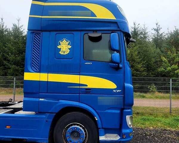Синий Даф XF 480 FT, объемом двигателя 12.9 л и пробегом 865 тыс. км за 29062 $, фото 1 на Automoto.ua