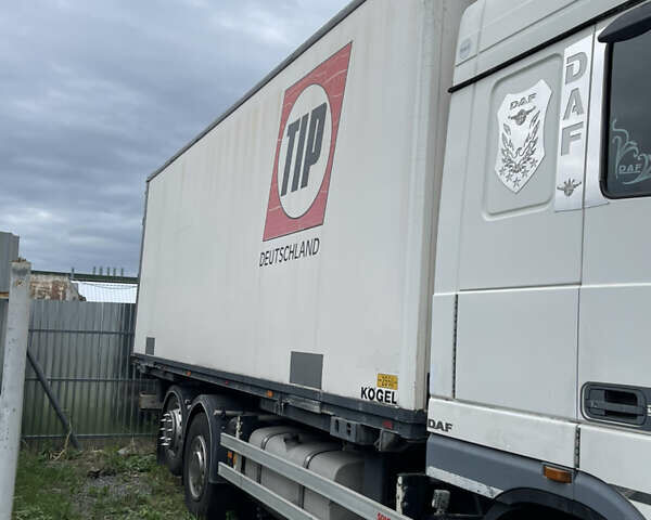 Даф XF 95 2003 у Рівному на Automoto.ua Білий Даф XF 95, об'ємом двигуна 12.58 л та пробігом 2 тис. км за 15500 $, фото 9 на Automoto.ua