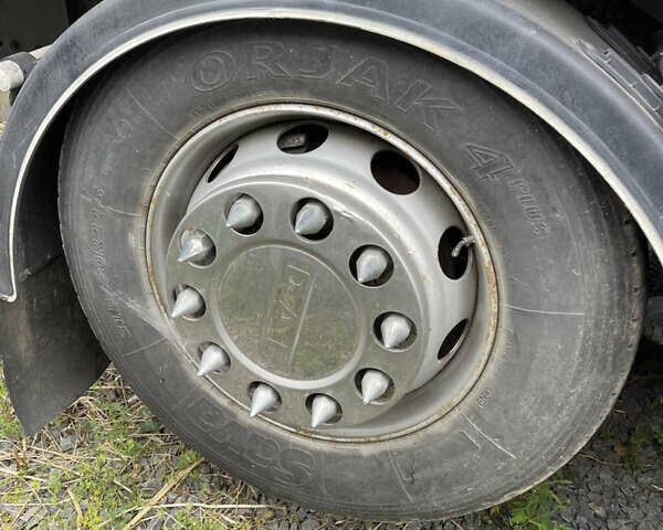 Даф XF 95 2003 у Рівному на Automoto.ua Білий Даф XF 95, об'ємом двигуна 12.58 л та пробігом 2 тис. км за 15500 $, фото 13 на Automoto.ua