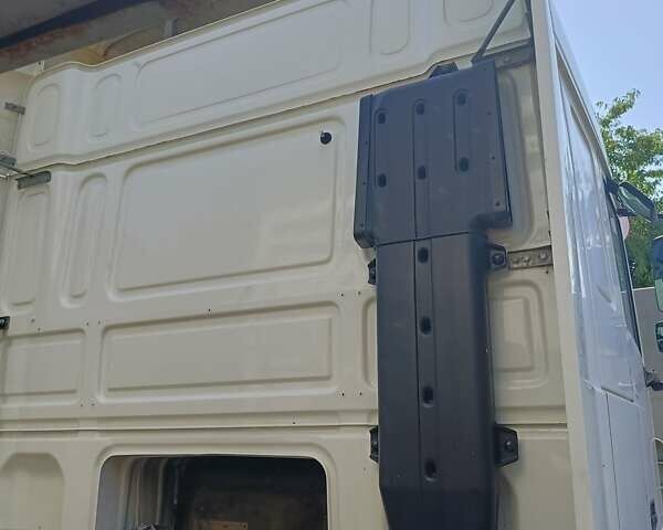 Белый Даф XF 95, объемом двигателя 12.8 л и пробегом 1 тыс. км за 8500 $, фото 21 на Automoto.ua