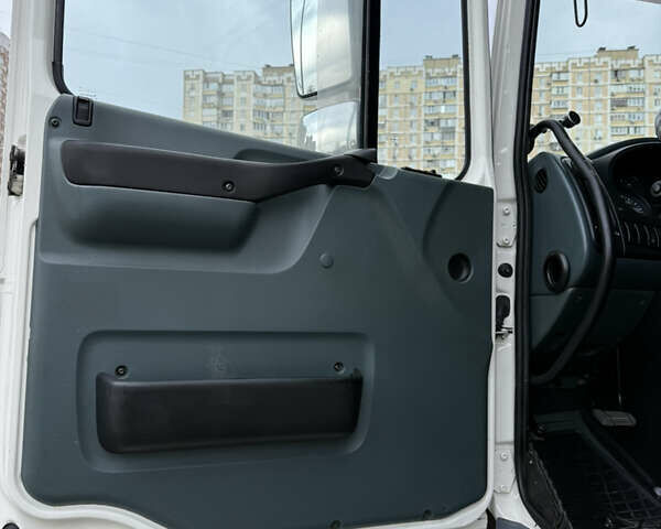 Белый Даф XF 95, объемом двигателя 12.6 л и пробегом 257 тыс. км за 23000 $, фото 20 на Automoto.ua