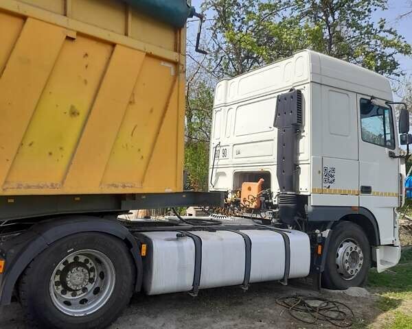 Білий Даф XF 95, об'ємом двигуна 12.58 л та пробігом 2 тис. км за 16000 $, фото 3 на Automoto.ua