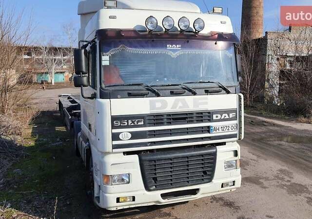 Белый Даф XF 95, объемом двигателя 12.58 л и пробегом 1 тыс. км за 11700 $, фото 1 на Automoto.ua