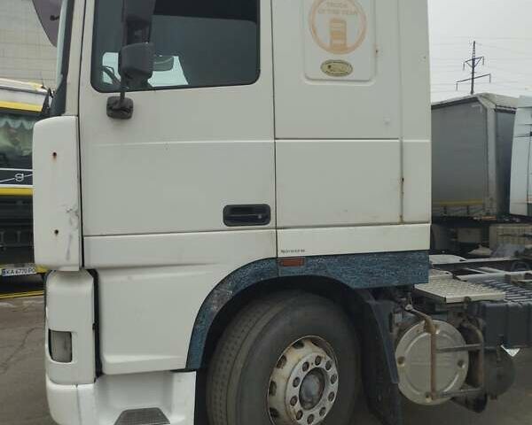 Білий Даф XF 95, об'ємом двигуна 12.65 л та пробігом 441 тис. км за 5500 $, фото 7 на Automoto.ua