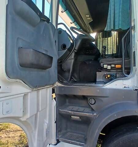 Білий Даф XF 95, об'ємом двигуна 12.58 л та пробігом 100 тис. км за 5000 $, фото 1 на Automoto.ua