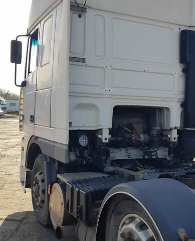 Белый Даф XF 95, объемом двигателя 0 л и пробегом 720 тыс. км за 8500 $, фото 3 на Automoto.ua