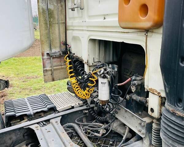 Білий Даф XF 95, об'ємом двигуна 12.58 л та пробігом 80 тис. км за 5500 $, фото 4 на Automoto.ua