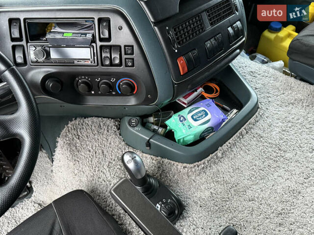 Белый Даф XF 95, объемом двигателя 12.6 л и пробегом 1000 тыс. км за 14000 $, фото 10 на Automoto.ua