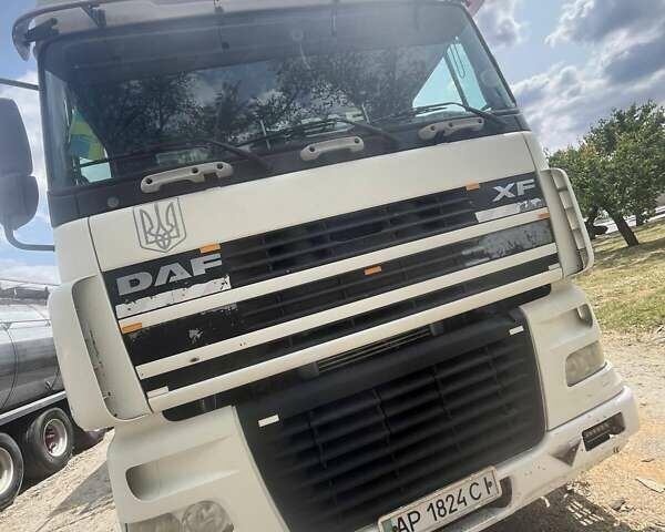 Белый Даф XF 95, объемом двигателя 12.5 л и пробегом 1 тыс. км за 8000 $, фото 1 на Automoto.ua