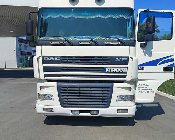 Белый Даф XF 95, объемом двигателя 12.58 л и пробегом 820 тыс. км за 23000 $, фото 2 на Automoto.ua