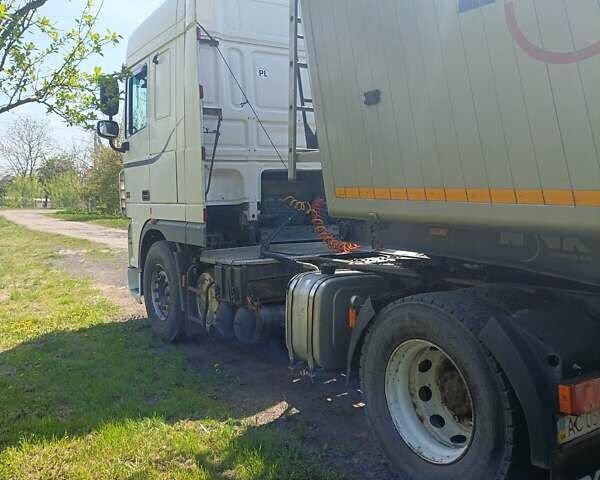 Белый Даф XF 95, объемом двигателя 12.58 л и пробегом 1 тыс. км за 5700 $, фото 2 на Automoto.ua