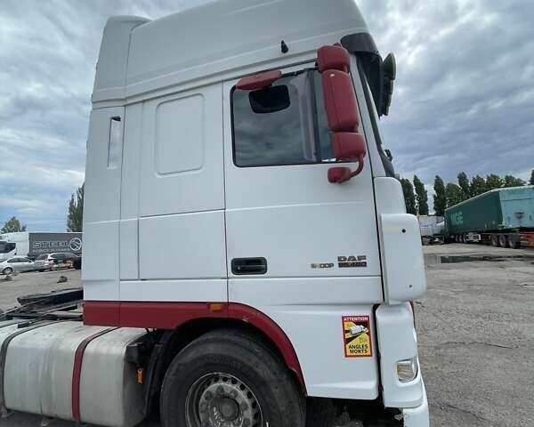 Белый Даф XF 95, объемом двигателя 12.58 л и пробегом 2 тыс. км за 8000 $, фото 4 на Automoto.ua