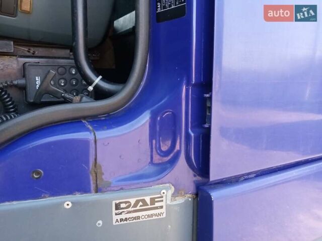 Фиолетовый Даф XF 95, объемом двигателя 12.58 л и пробегом 990 тыс. км за 20000 $, фото 1 на Automoto.ua