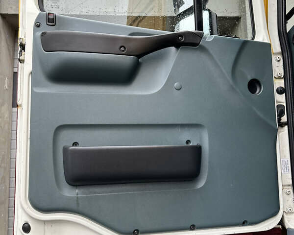 Коричневый Даф XF 95, объемом двигателя 12.58 л и пробегом 1 тыс. км за 9100 $, фото 20 на Automoto.ua