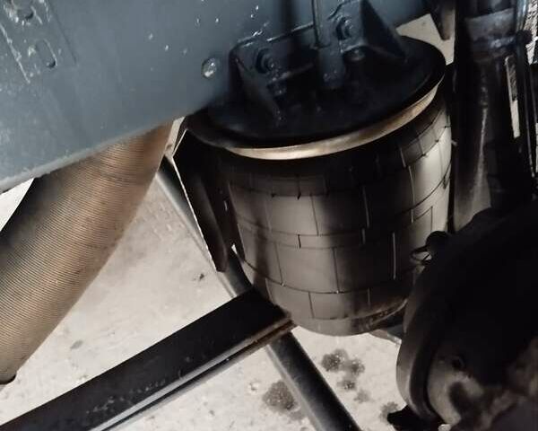 Красный Даф XF 95, объемом двигателя 12.58 л и пробегом 789 тыс. км за 18000 $, фото 34 на Automoto.ua