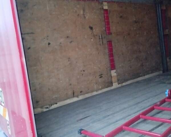 Красный Даф XF 95, объемом двигателя 12.58 л и пробегом 789 тыс. км за 18000 $, фото 130 на Automoto.ua