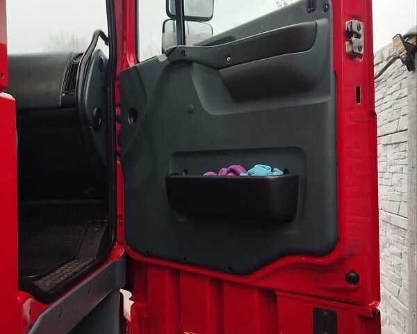 Красный Даф XF 95, объемом двигателя 12.58 л и пробегом 789 тыс. км за 18000 $, фото 151 на Automoto.ua