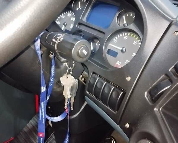 Красный Даф XF 95, объемом двигателя 12.58 л и пробегом 789 тыс. км за 18000 $, фото 109 на Automoto.ua