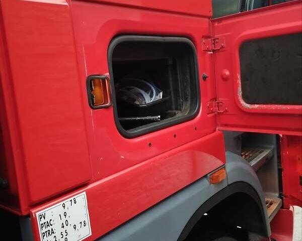 Красный Даф XF 95, объемом двигателя 12.58 л и пробегом 789 тыс. км за 18000 $, фото 149 на Automoto.ua