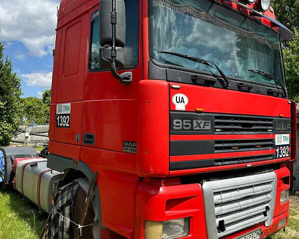 Красный Даф XF 95, объемом двигателя 12 л и пробегом 1 тыс. км за 5800 $, фото 4 на Automoto.ua