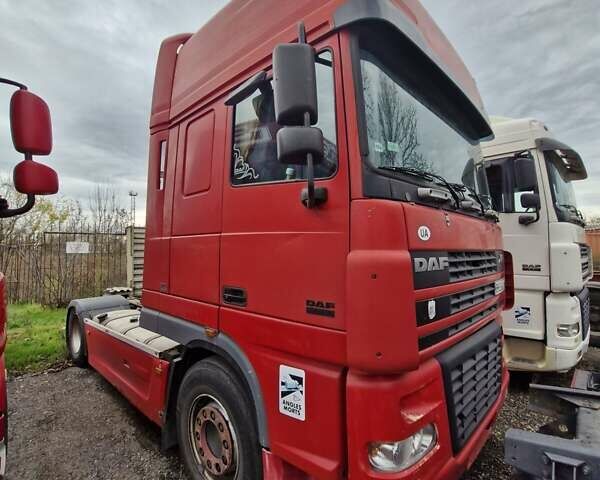 Червоний Даф XF 95, об'ємом двигуна 12.58 л та пробігом 2 тис. км за 10000 $, фото 4 на Automoto.ua