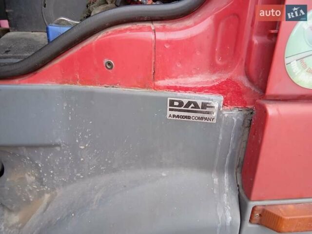 Красный Даф XF 95, объемом двигателя 12.58 л и пробегом 2 тыс. км за 10000 $, фото 2 на Automoto.ua