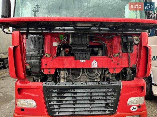 Красный Даф XF 95, объемом двигателя 12.58 л и пробегом 2 тыс. км за 8000 $, фото 1 на Automoto.ua