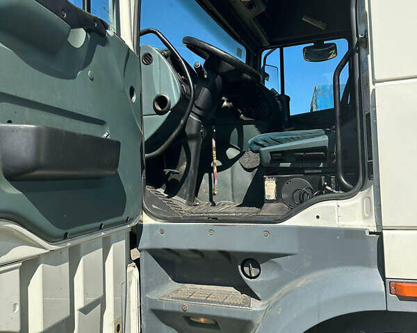 Даф XF 95, объемом двигателя 0 л и пробегом 111 тыс. км за 26000 $, фото 12 на Automoto.ua