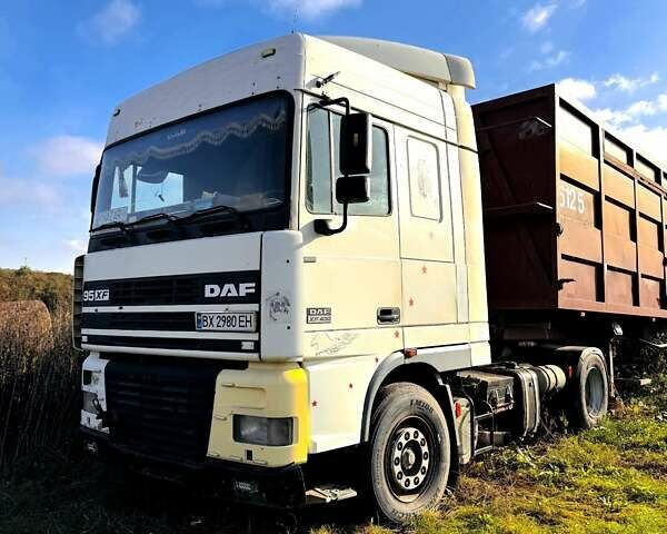 Даф XF 95, объемом двигателя 12.6 л и пробегом 623 тыс. км за 11000 $, фото 2 на Automoto.ua