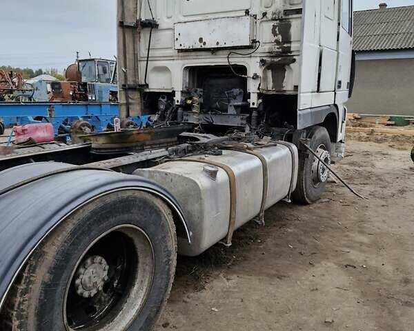 Даф XF 95, объемом двигателя 12.6 л и пробегом 1000 тыс. км за 2000 $, фото 6 на Automoto.ua