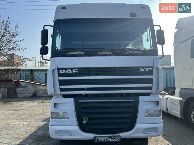 Даф XF 95, объемом двигателя 12.58 л и пробегом 100 тыс. км за 10000 $, фото 1 на Automoto.ua