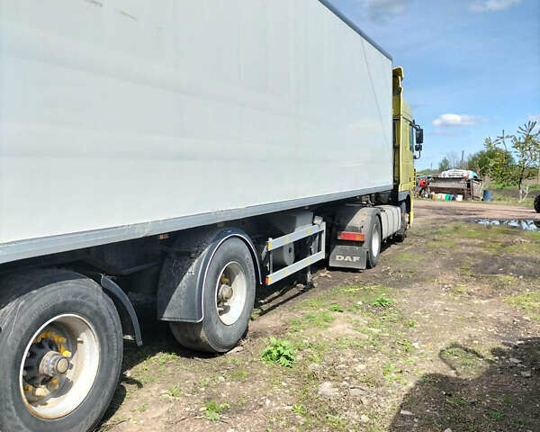Даф XF 95 2007 в Киеве на Automoto.ua Желтый Даф XF 95, объемом двигателя 12.58 л и пробегом 1000 тыс. км за 21000 $, фото 3 на Automoto.ua