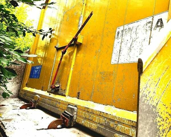 Желтый Даф XF 95, объемом двигателя 12.85 л и пробегом 1 тыс. км за 35000 $, фото 2 на Automoto.ua