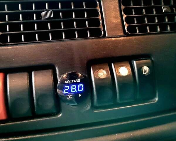 Желтый Даф XF 95, объемом двигателя 12.85 л и пробегом 1 тыс. км за 35000 $, фото 25 на Automoto.ua