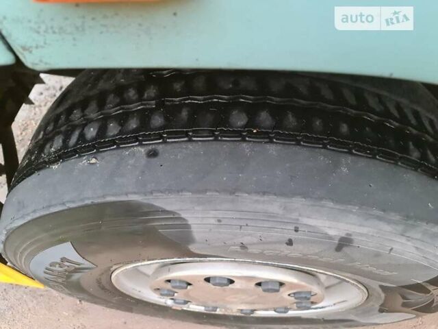 Желтый Даф XF 95, объемом двигателя 12.58 л и пробегом 500 тыс. км за 6500 $, фото 2 на Automoto.ua