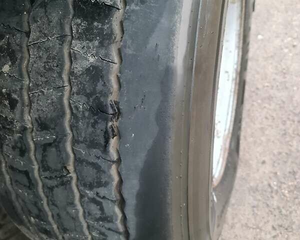 Желтый Даф XF 95, объемом двигателя 12.58 л и пробегом 500 тыс. км за 6500 $, фото 1 на Automoto.ua